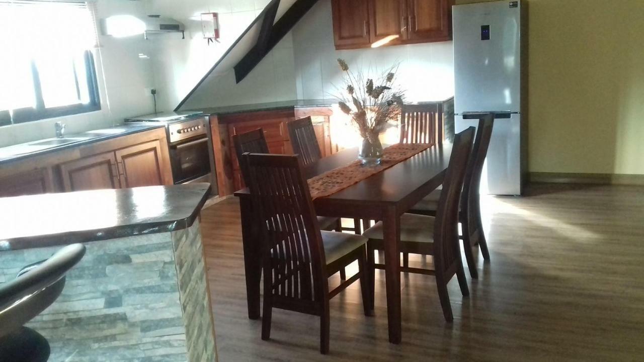 빅토리아 Shay Lyah Self Catering 아파트 외부 사진
