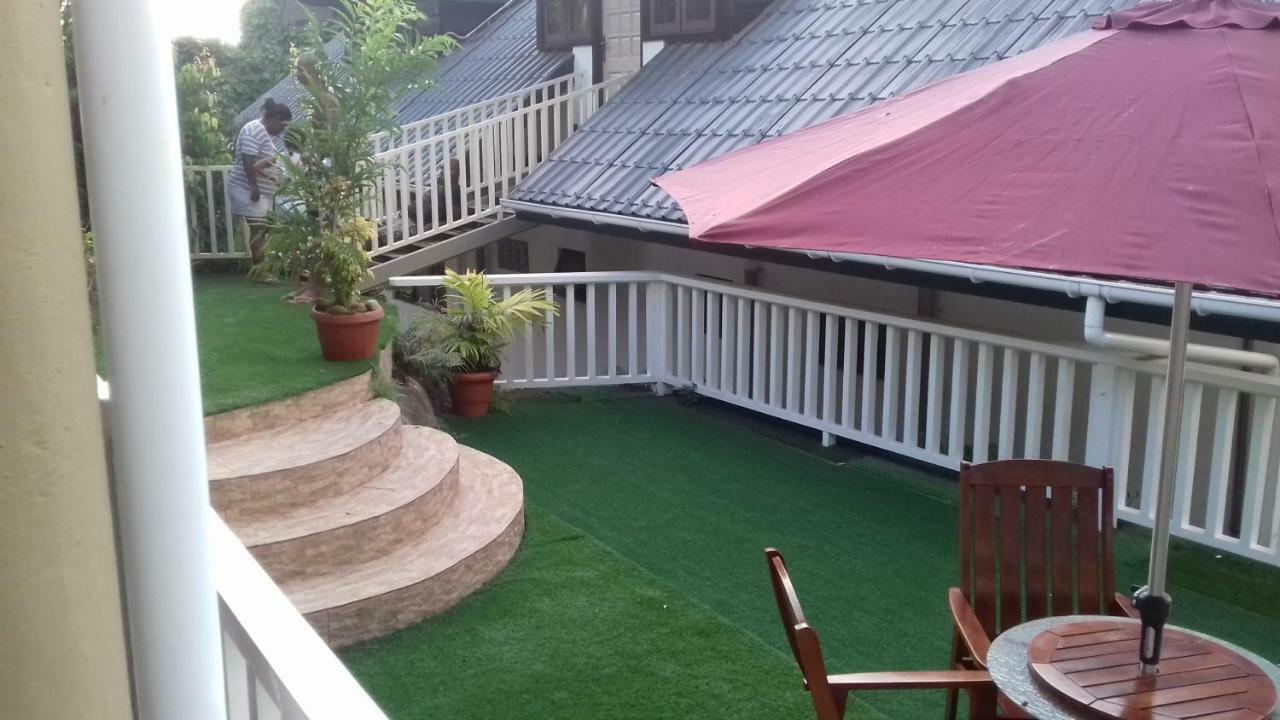 빅토리아 Shay Lyah Self Catering 아파트 외부 사진